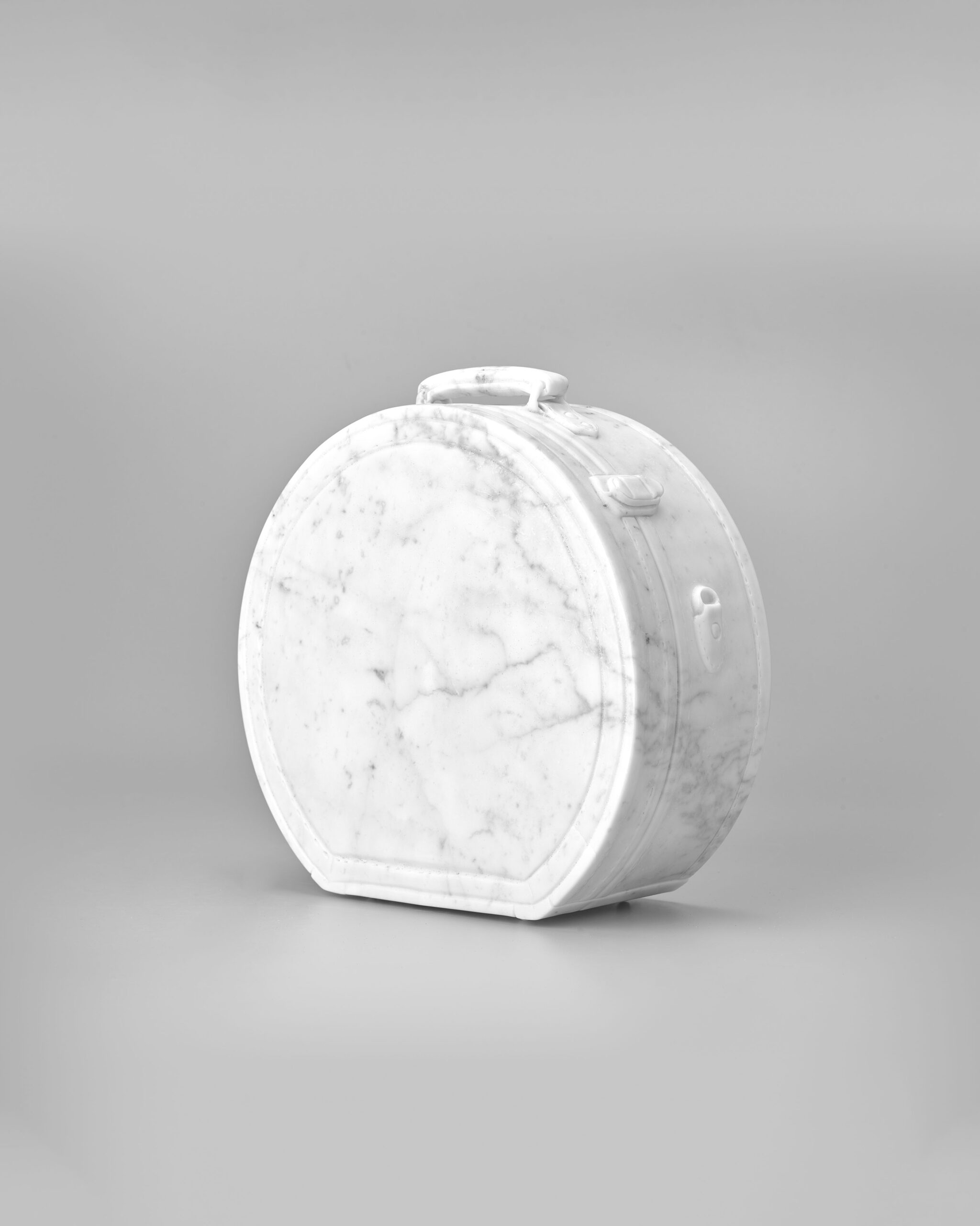 Round Suitcase